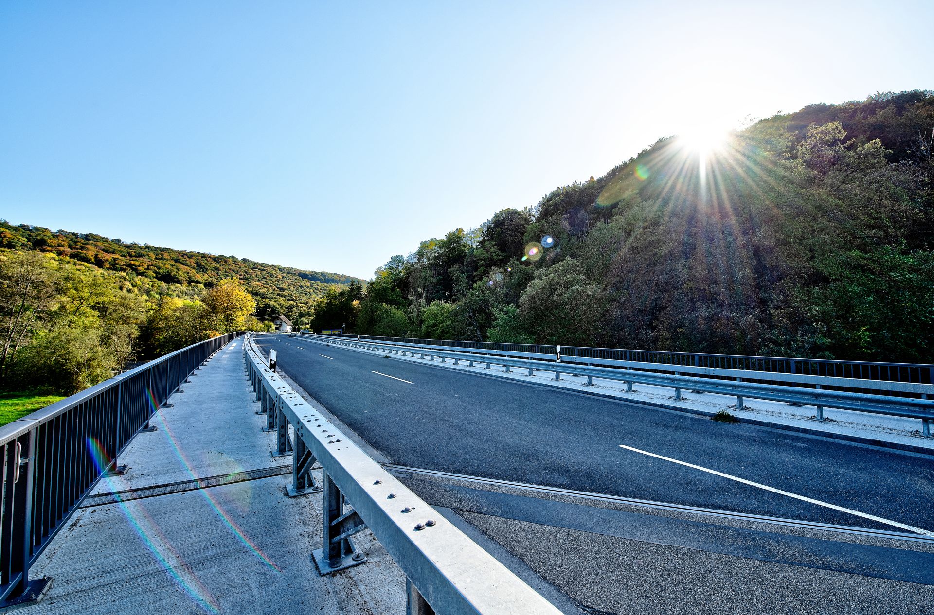 Bild zeigt Brücke über die Prüm im Zuge der L 4 in D-Menningen