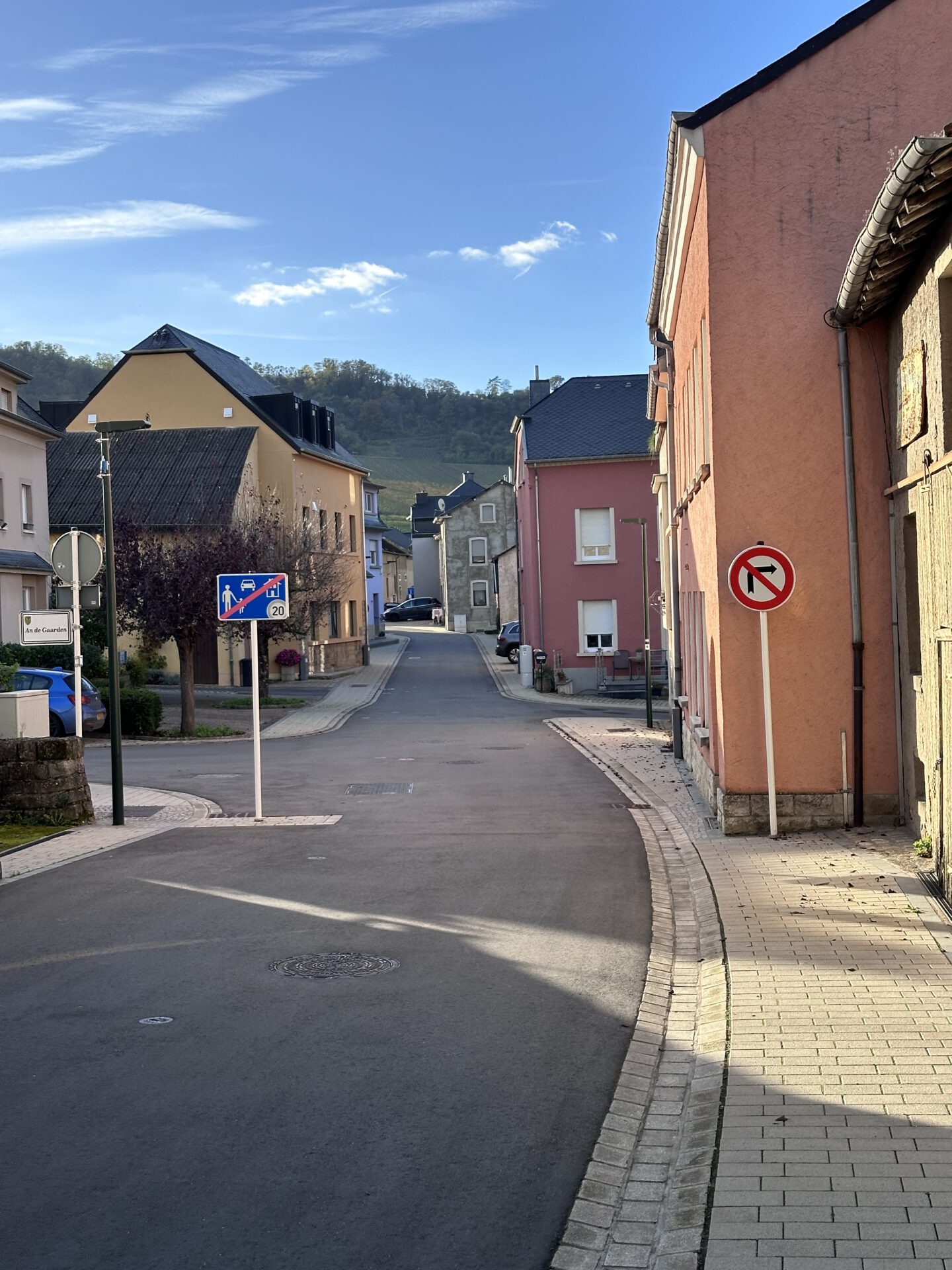 Bild zeigt RUE DU FAUBOURG ET DE L’ÉGLISE in L-Machtum