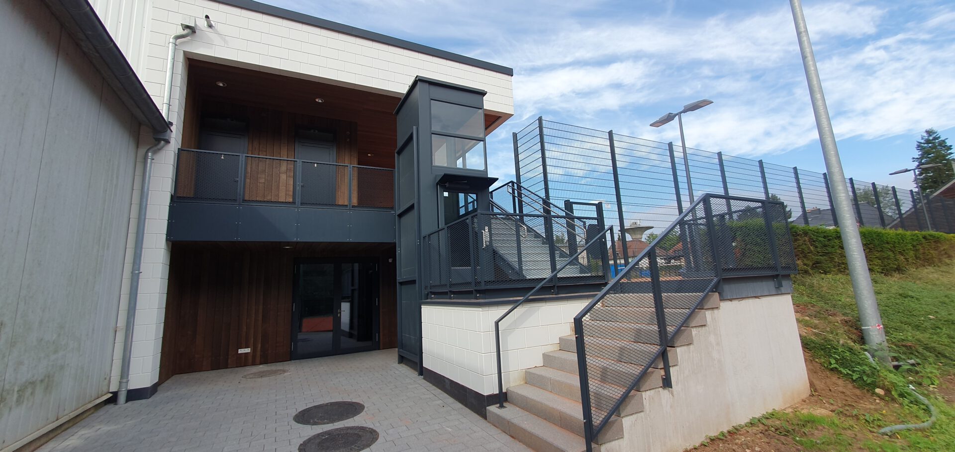 Bild zeigt Extension hall de tennis in L-Senningerberg